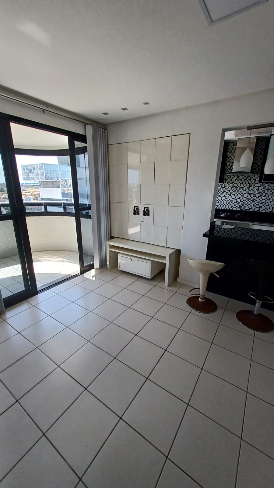 Imagem Apartamento com 1 Quarto para Alugar, em Pitangueiras - Lauro de Freitas