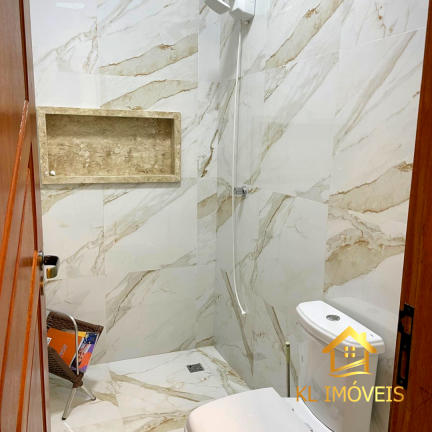 Imagem Casa de Condomínio com 4 Quartos à Venda, 320 m²em Ponta Negra - Manaus