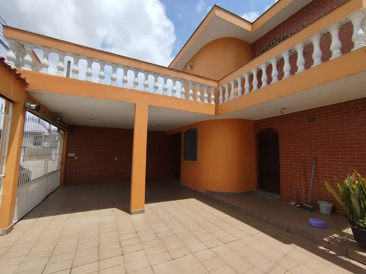 Imagem Sobrado com 3 Quartos à Venda, 250 m² em Vila Nhocune - São Paulo