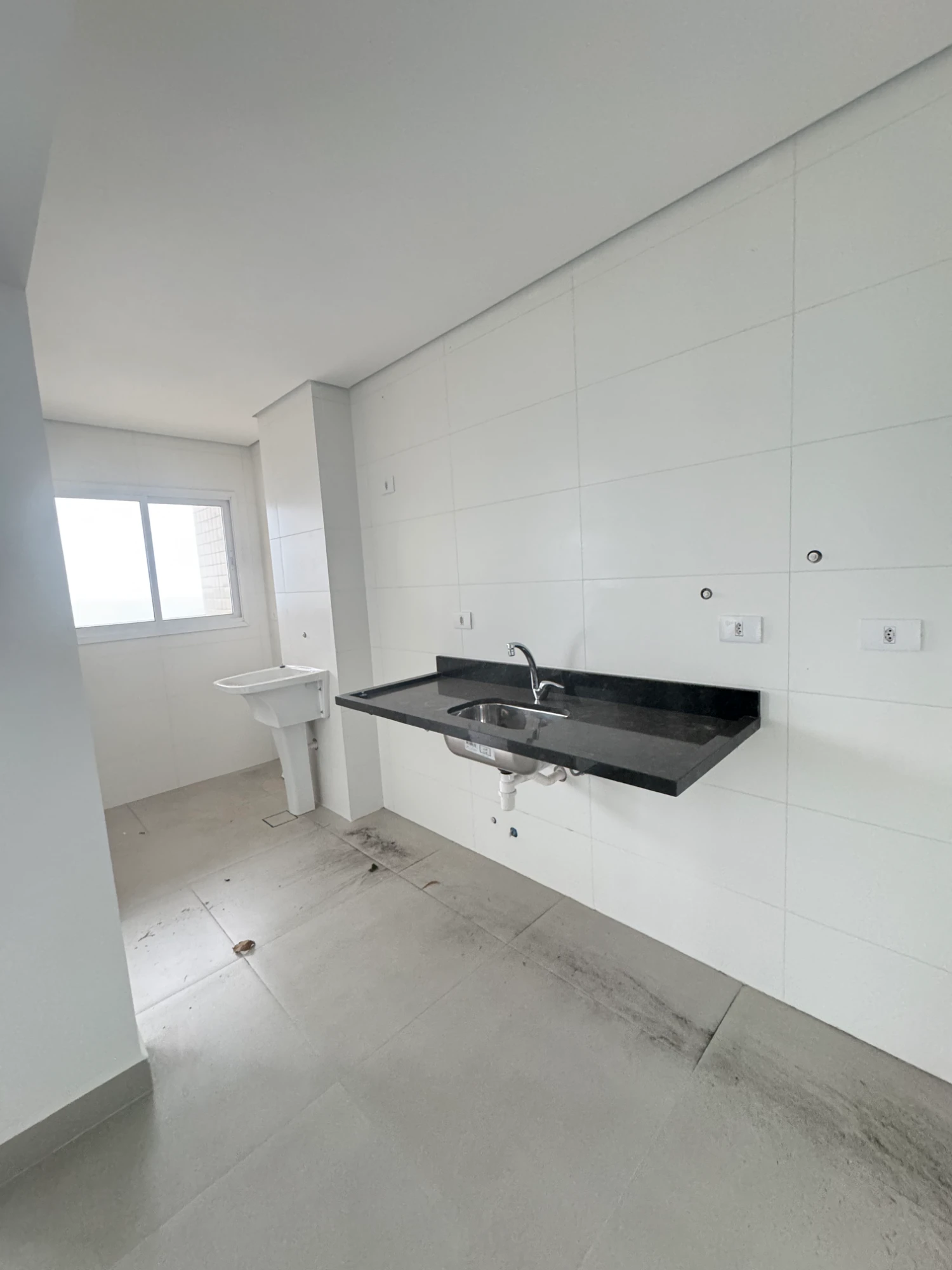 Imagem Apartamento com 3 Quartos à Venda, 99 metros em Massaguaçu - Caraguatatuba