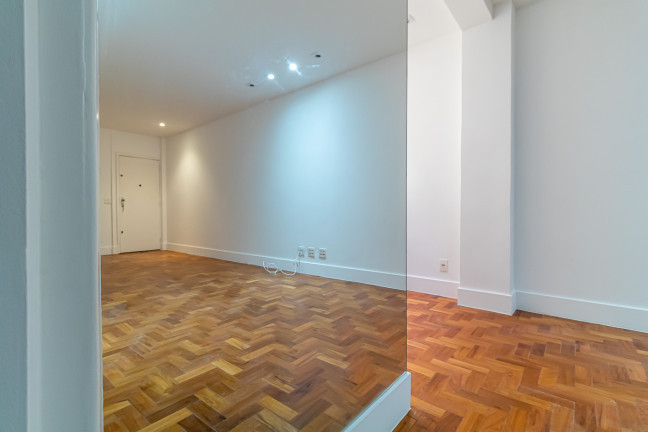 Imagem Apartamento com 3 Quartos à Venda,  em Laranjeiras - Rio de Janeiro