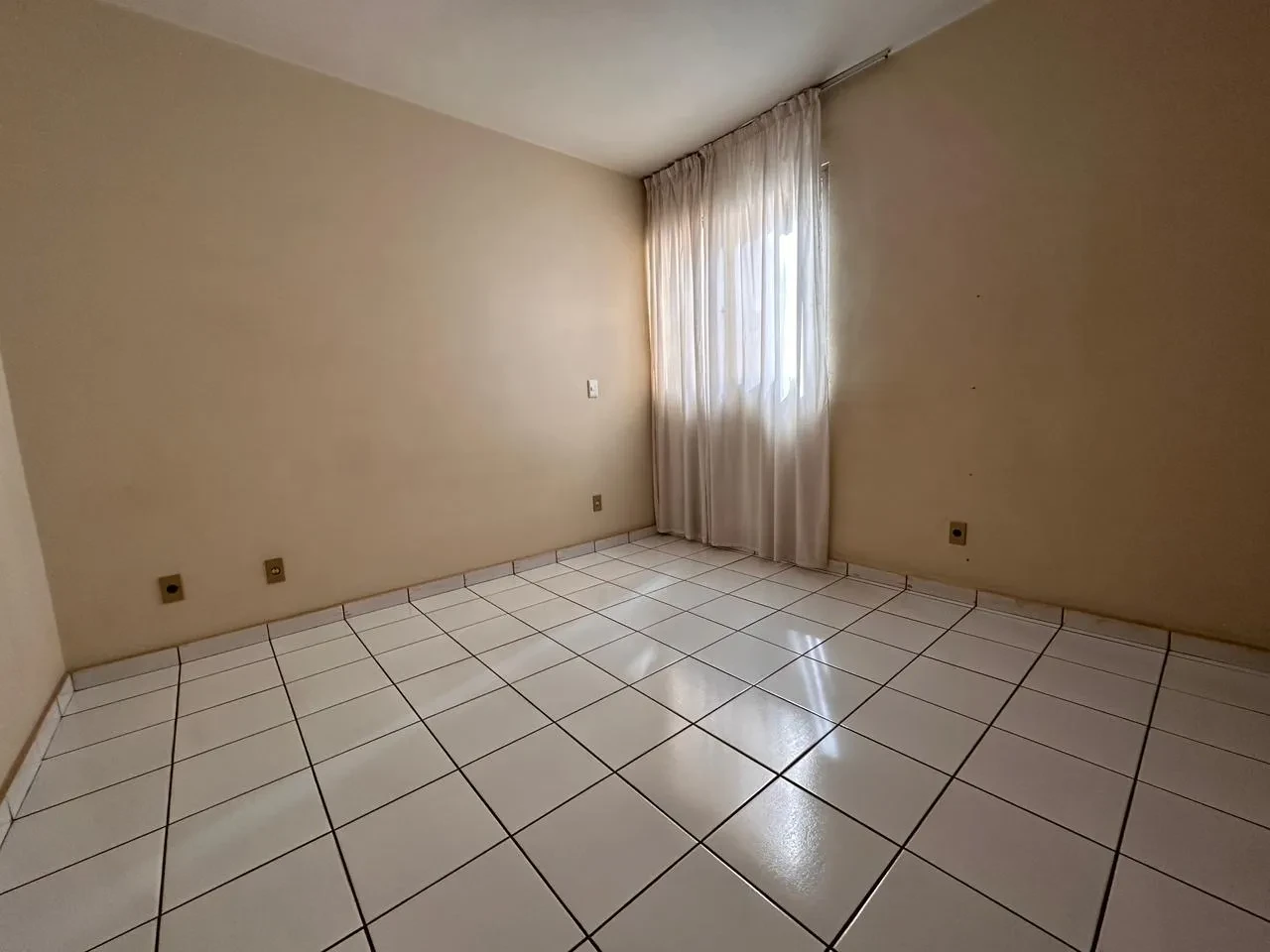 Imagem Apartamento com 3 Quartos à Venda, 100 metros em Setor Oeste - Goiânia