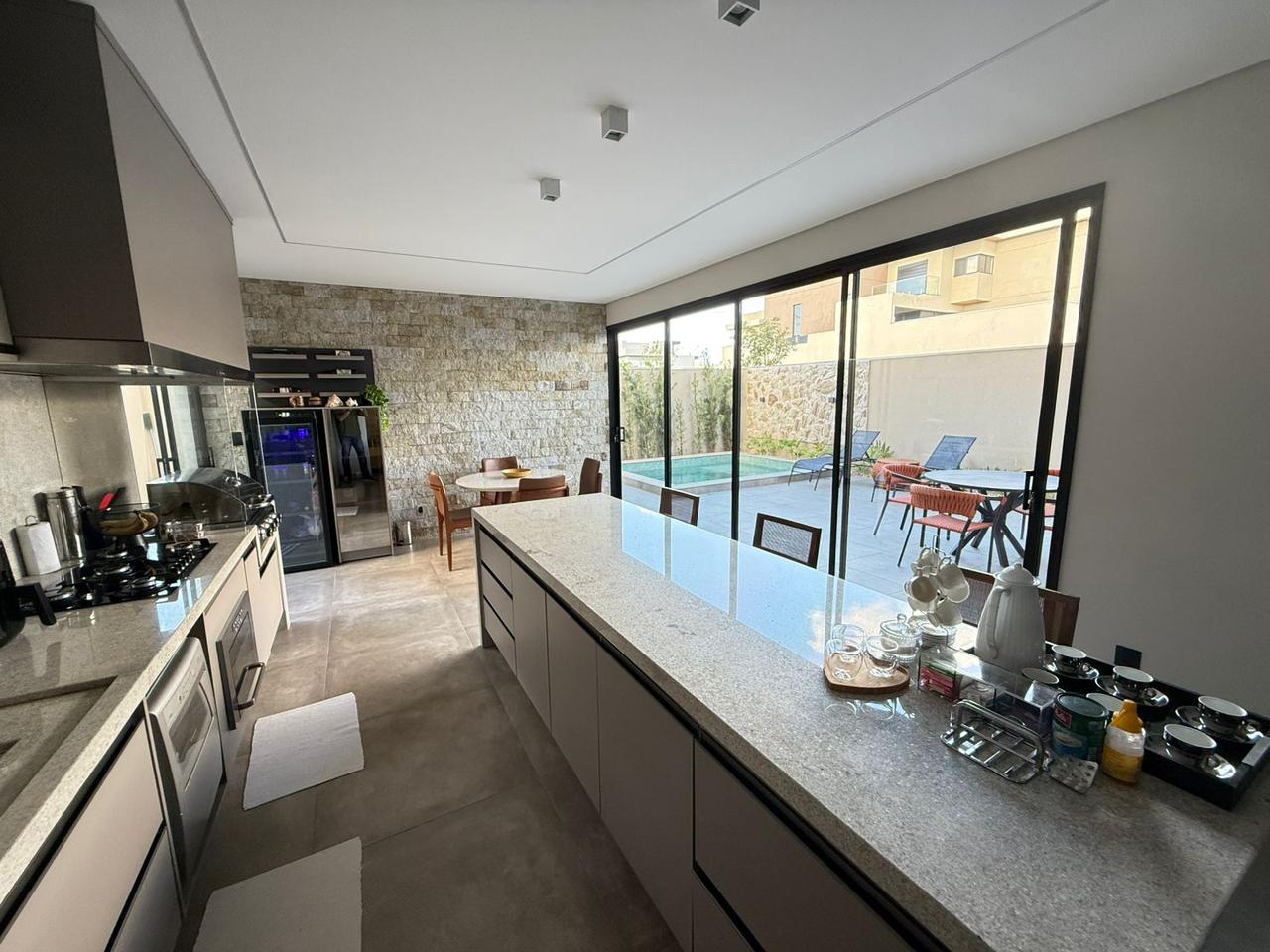 Imagem Casa de Condomínio com 3 Quartos à Venda, 180 m² em Residencial Villa de León - Piratininga