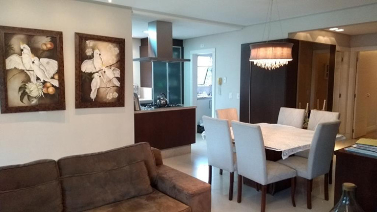 Imagem Apartamento com 3 Quartos à Venda, 126 m²em Centro - Criciúma