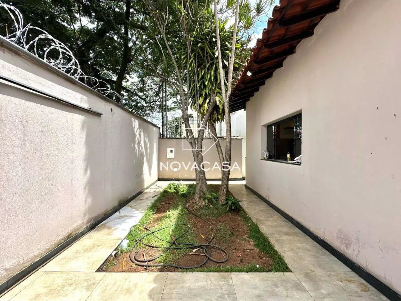 Foto do imóvel: Casa com 5 Quartos à Venda, 250 m² em Rio Branco - Belo Horizonte