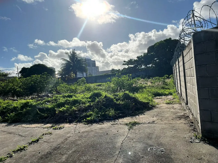 Imagem Terreno para Alugar, 12.000 m²em Pajuçara - Maceió