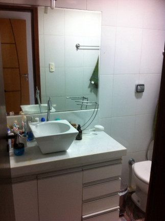 Imagem Apartamento com 2 Quartos à Venda, 81 m² em Imbuí - Salvador