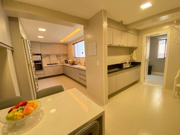 Imagem Apartamento com 4 Quartos à Venda, 217 m² em Calhau - São Luís