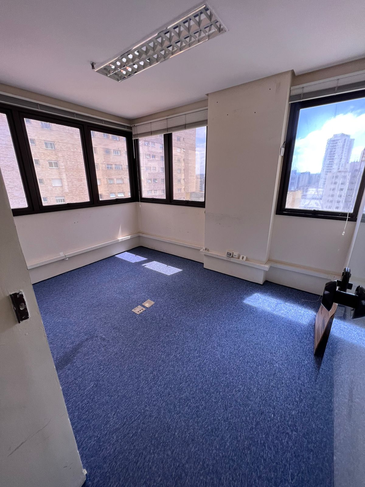 Imagem Sala Comercial para Alugar, 77 m²em Perdizes - São Paulo