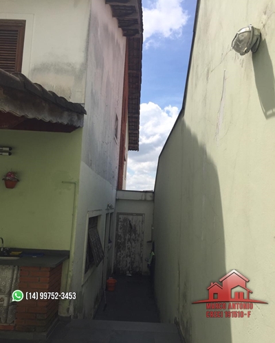 Imagem Sobrado com 3 Quartos à Venda, 220 m²em Vila Nivi - São Paulo
