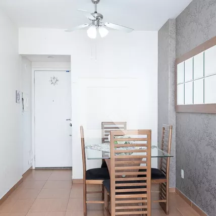 Imagem Apartamento com 2 Quartos à Venda, 56 m²em Jardim Rosa de Franca - Guarulhos