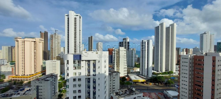 Imagem Apartamento com 4 Quartos à Venda, 131 m² em Boa Viagem - Recife