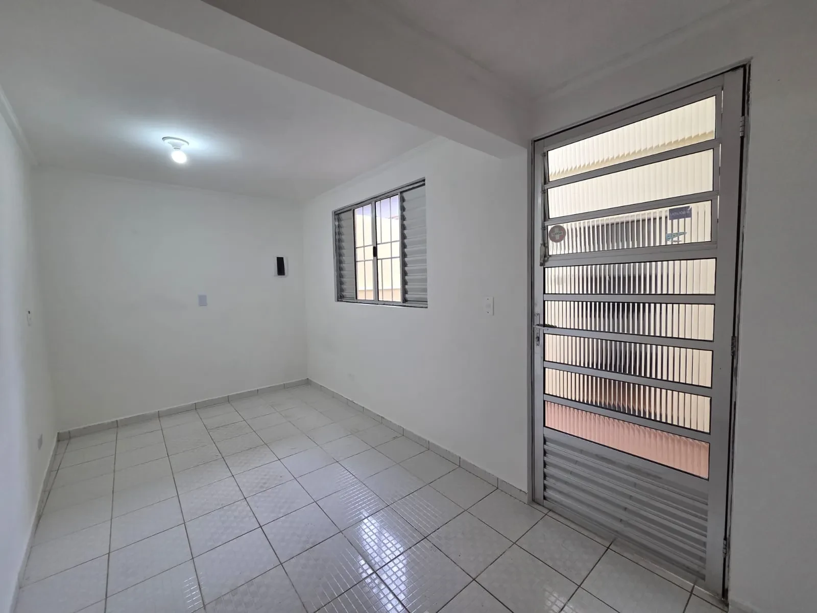 Imagem Sobrado com 3 Quartos à Venda, 138 metros em Parque Fongaro - São Paulo