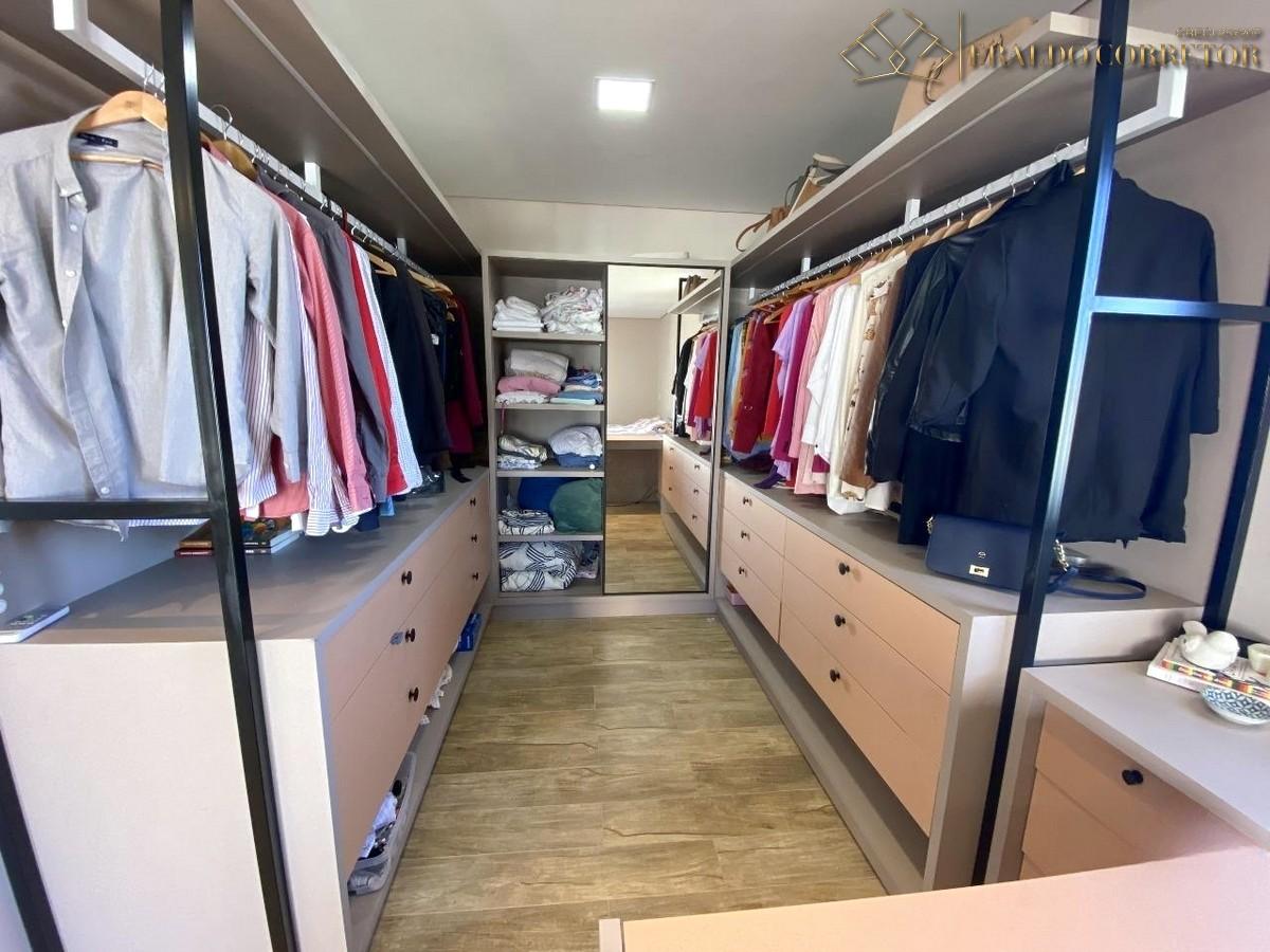 Imagem Casa com 3 Quartos à Venda, 254 m²em Ingleses do Rio Vermelho - Florianópolis