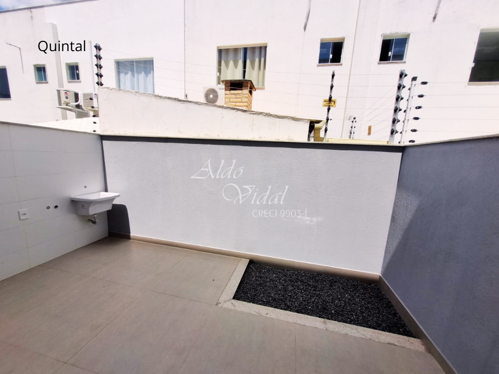 Imagem Casa com 3 Quartos à Venda, 140 m²em Colina de Laranjeiras - Serra