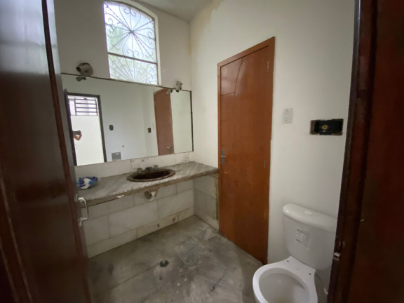 Imagem Casa com 4 Quartos à Venda, 240 m² em Umarizal - Belém