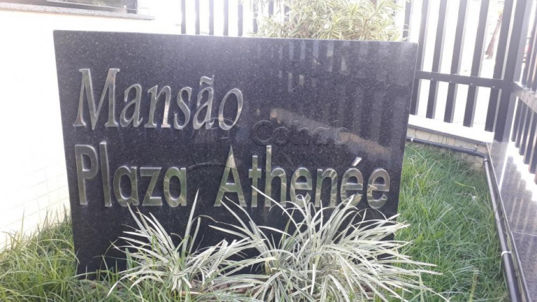 Apartamento com 4 Quartos à Venda ou Locação, 145 m² em Treze de Julho - Aracaju