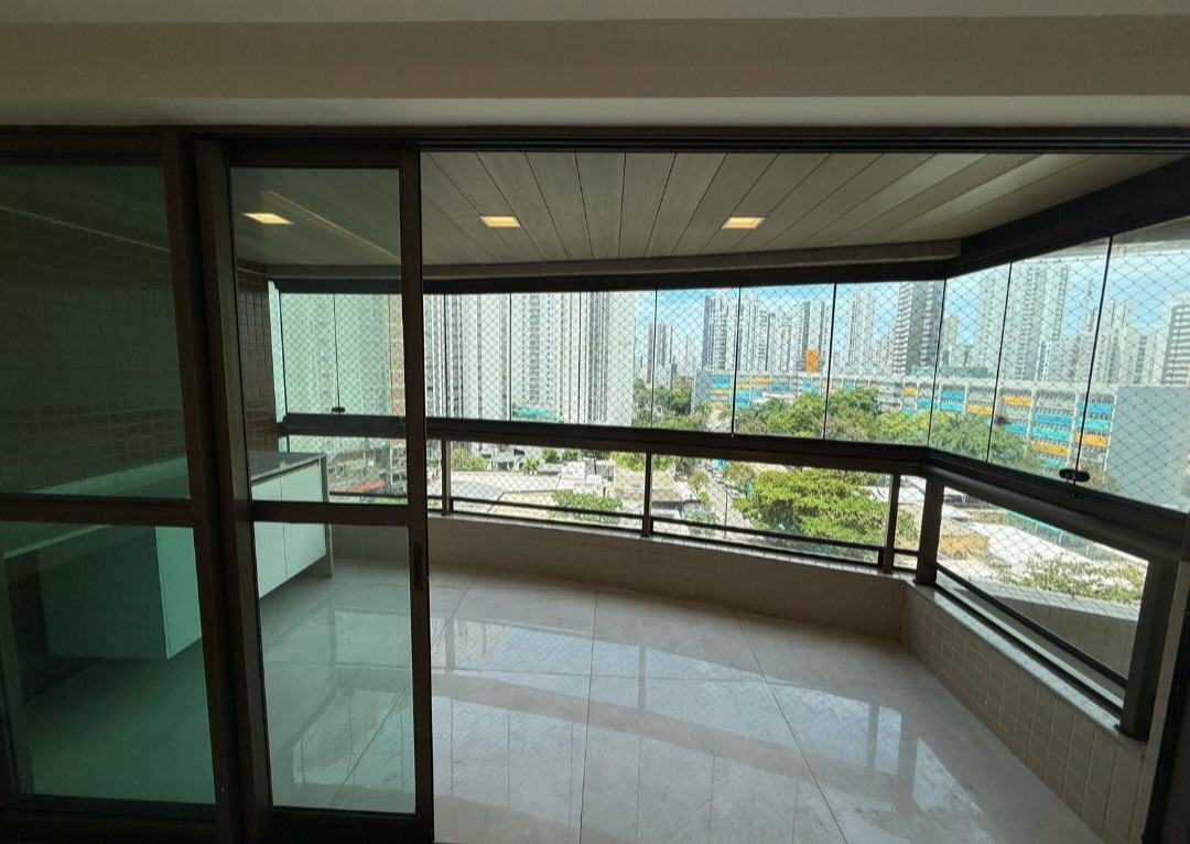 Foto do imóvel: Apartamento com 4 Quartos à Venda ou Locação, 175 m² em Boa Viagem - Recife