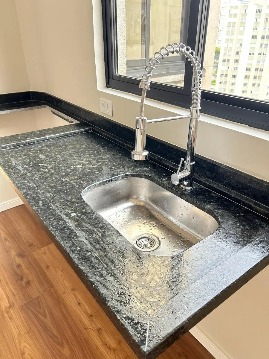Imagem Apartamento com 1 Quarto à Venda, 31 m² em Centro - Curitiba