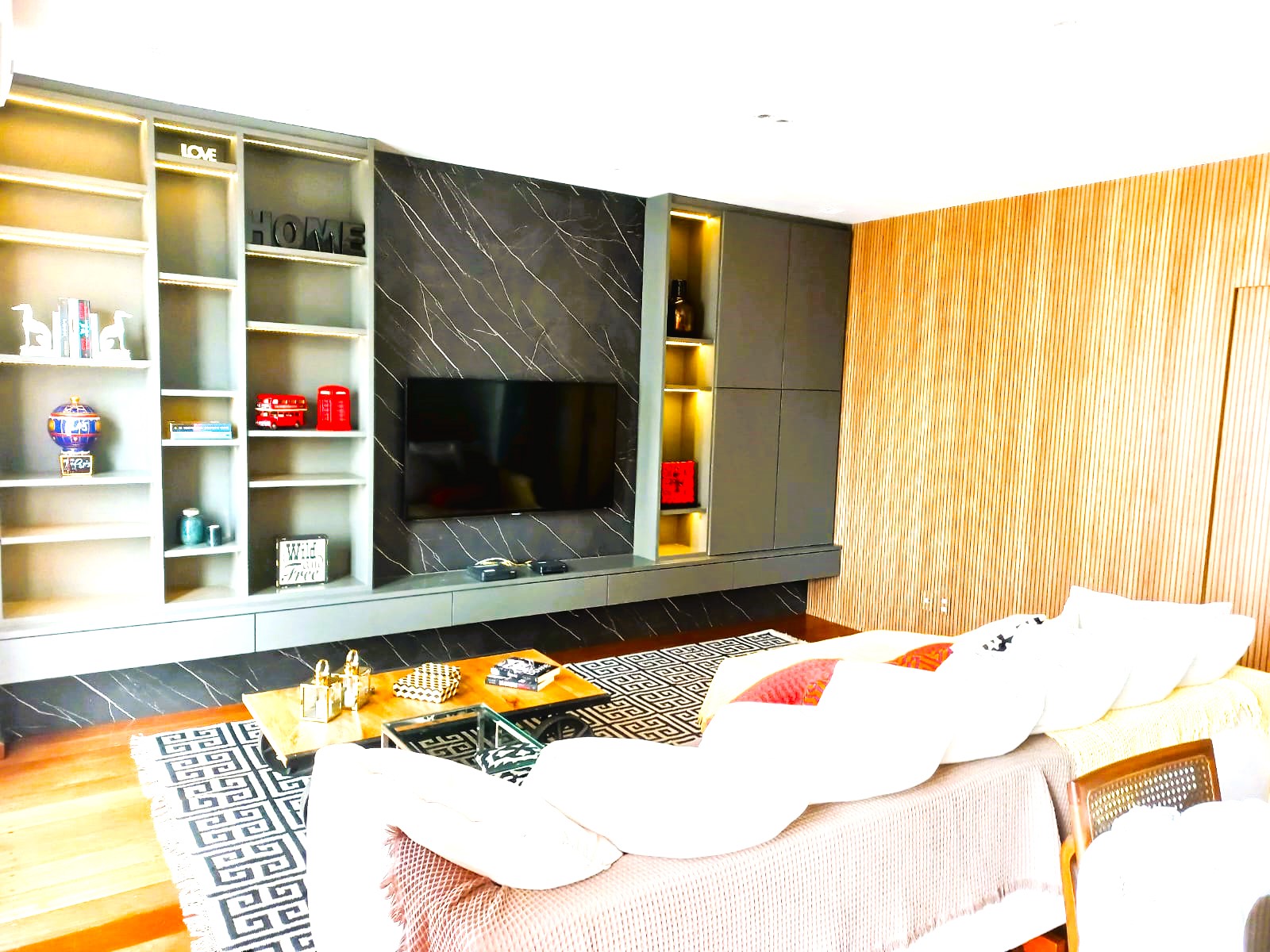 Imagem Apartamento com 2 Quartos à Venda, 138 m²em Pinheiros - São Paulo