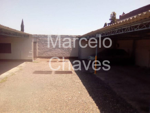Imagem Casa com 3 Quartos à Venda, 250 m² em Medianeira - Porto Alegre