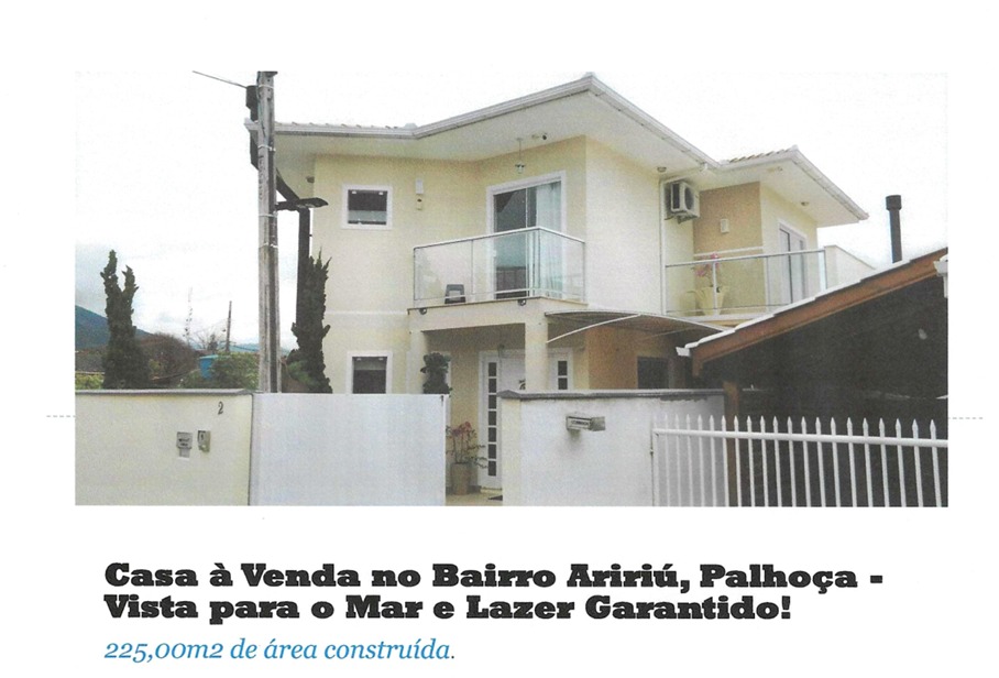 Sobrado com 3 Quartos à Venda, 222 m²em Barra do Aririú - Palhoça