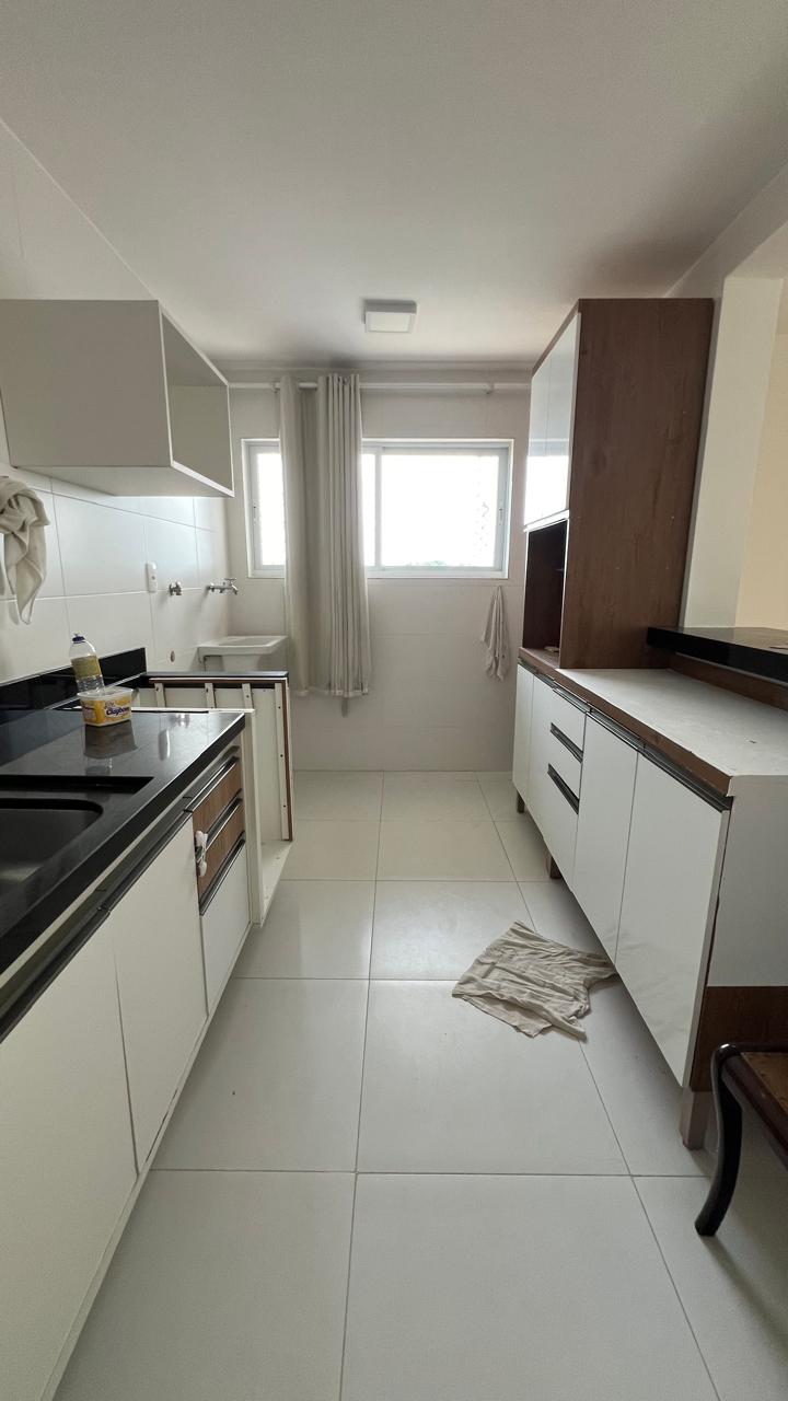 Imagem Apartamento com 2 Quartos à Venda, 70 m²em Buraquinho - Lauro de Freitas