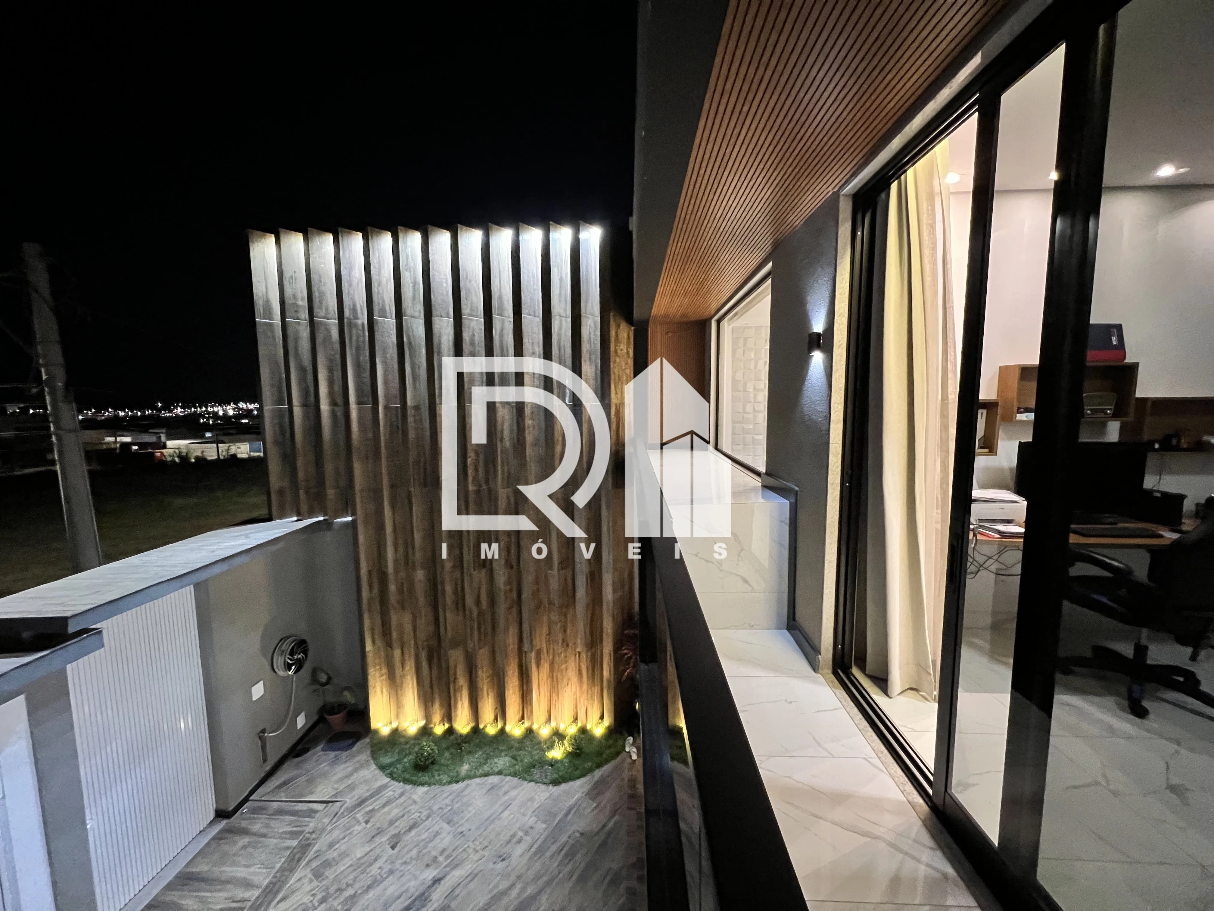 Imagem Casa com 3 Quartos à Venda, 380 m² em Guará II - Brasília