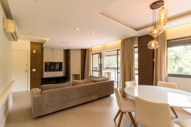 Imagem Apartamento com 3 Quartos à Venda, 125 m² em Hugo Lange - Curitiba