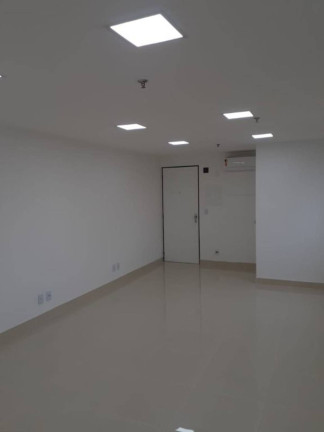 Imagem Sala Comercial à Venda ou Locação, 124 m² em Indianópolis - São Paulo