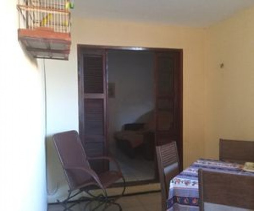 Imagem Casa com 3 Quartos à Venda,  em Itaperi - Fortaleza