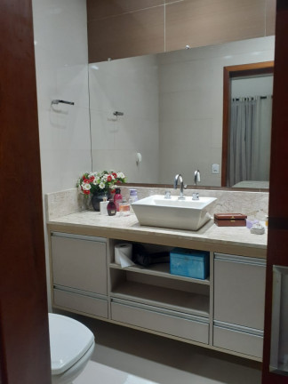 Imagem Casa de Condomínio com 3 Quartos à Venda, 167 m² em Parque Residencial Itapeti - Mogi das Cruzes
