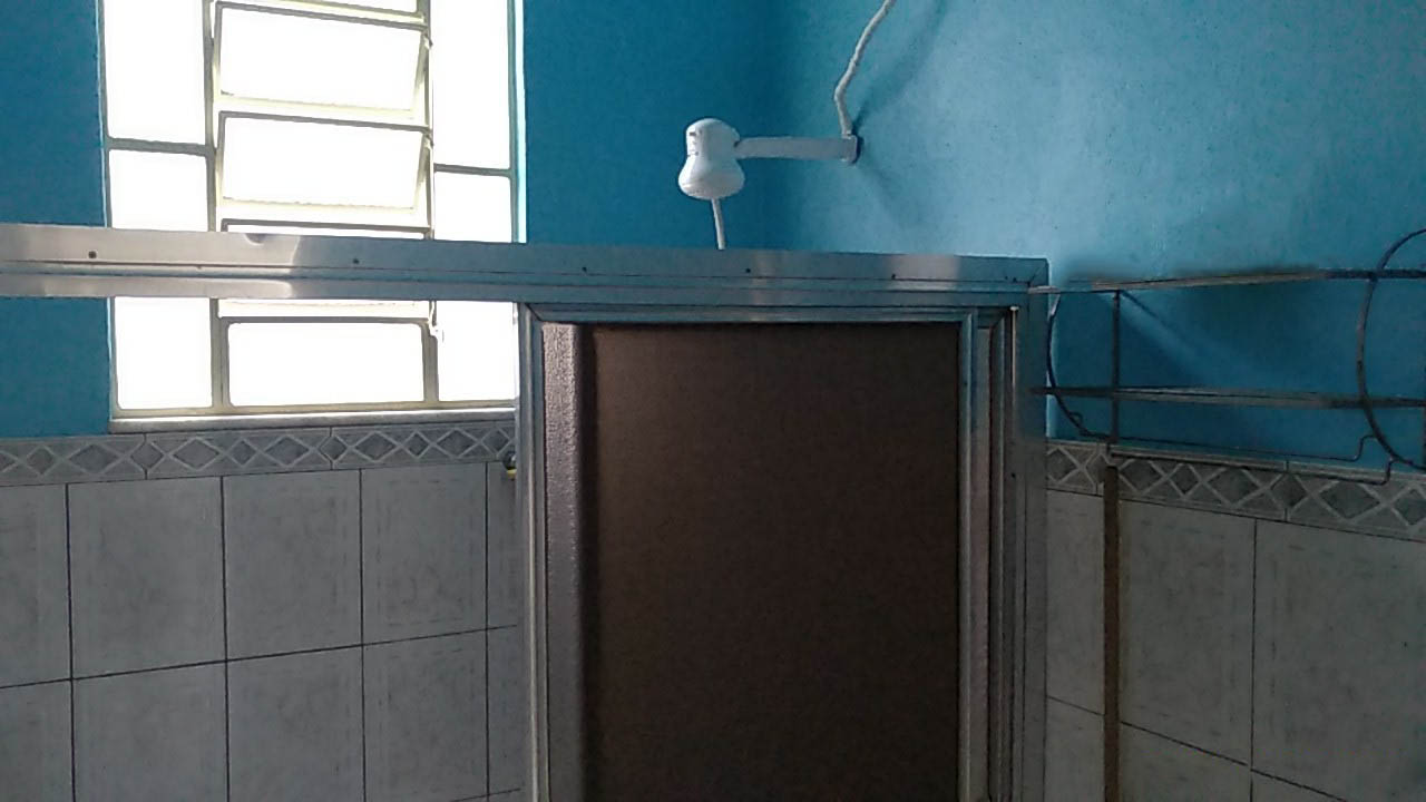 Imagem Casa com 2 Quartos para Alugar, 400 m²em Vila Leopoldina - Duque de Caxias