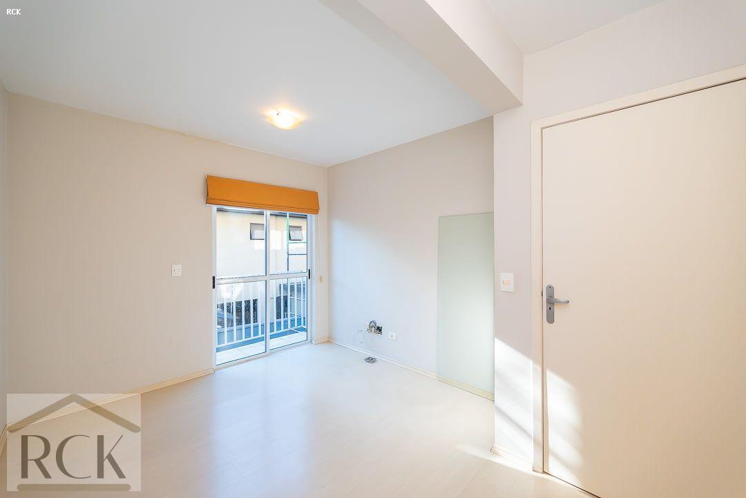 Imagem Sobrado com 3 Quartos à Venda, 162 m²em Uberaba - Curitiba