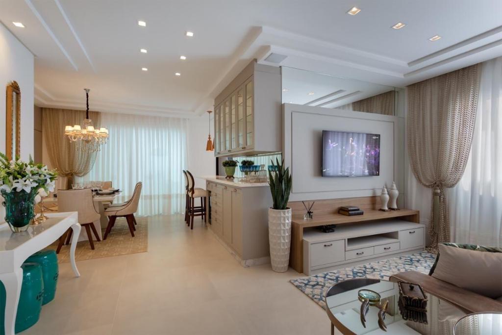 Imagem Apartamento com 3 Quartos à Venda, 135 m² em Meia Praia - Itapema