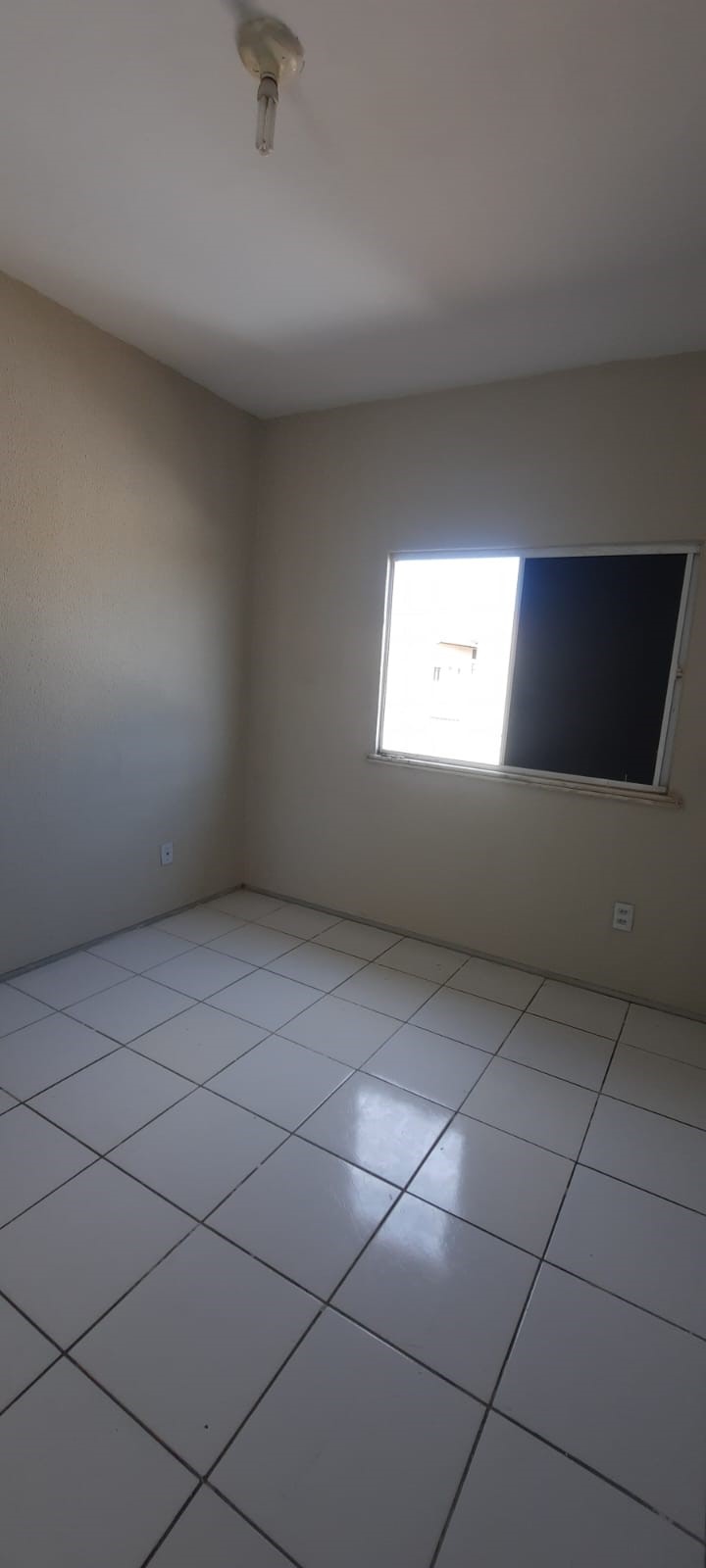 Imagem Casa de Condomínio com 2 Quartos à Venda, 63 m² em Siqueira - Fortaleza