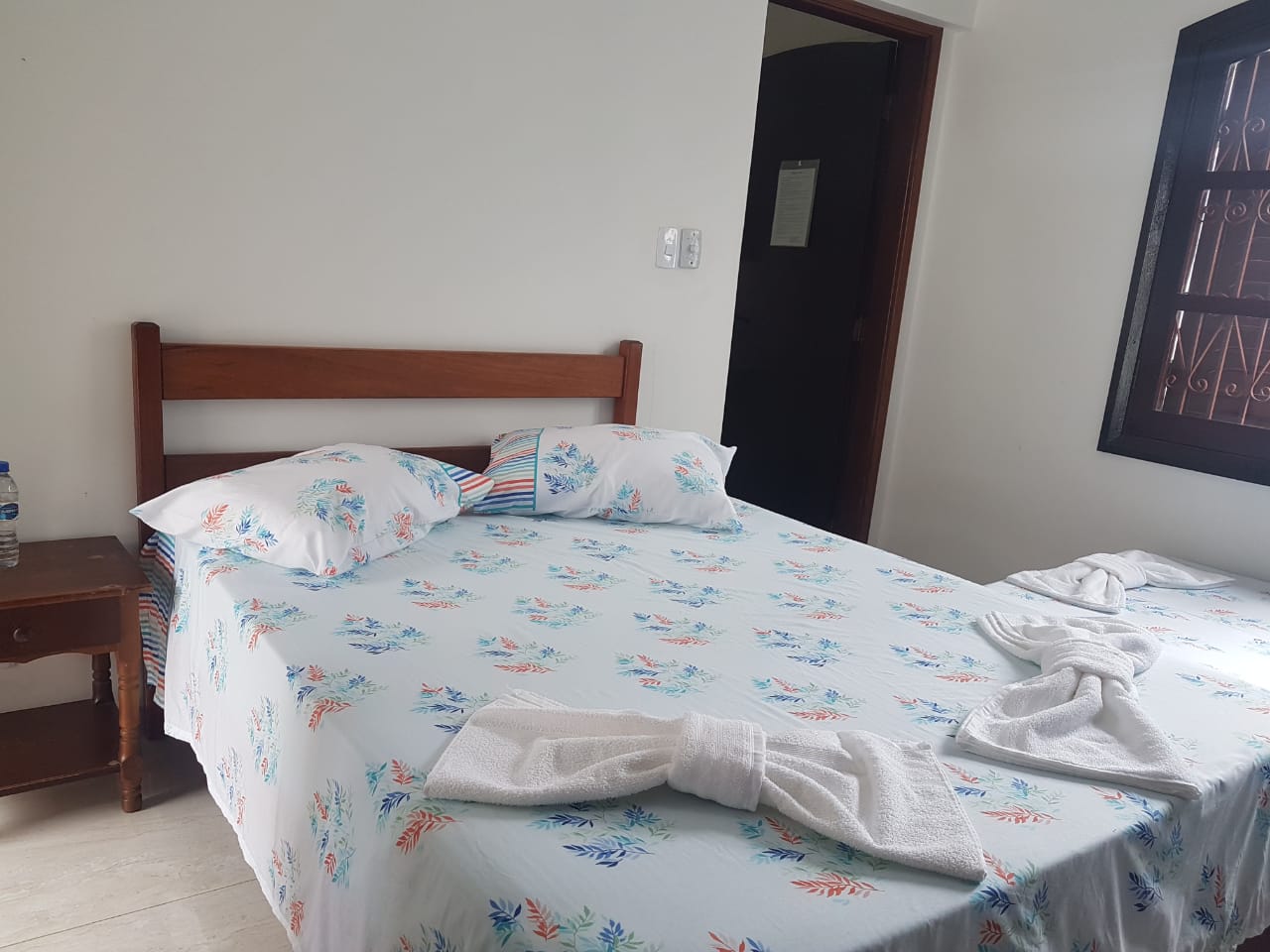 Imagem Casa com 4 Quartos para Alugar ou Temporada, 350 m²em Perequê Açu - Ubatuba