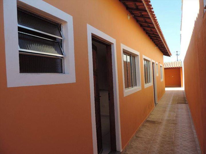 Imagem Casa com 2 Quartos à Venda, 75 m² em Itanhaém