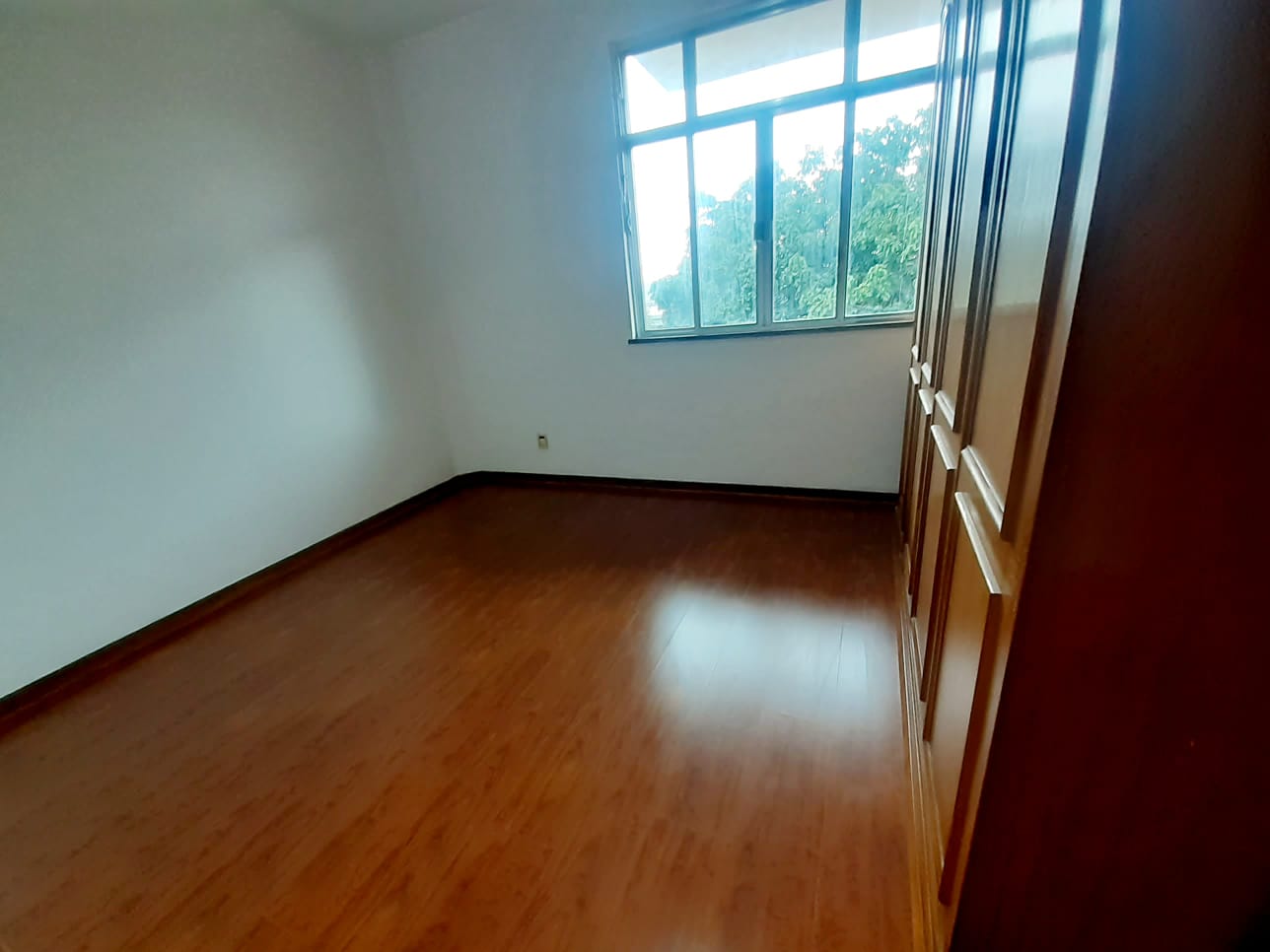 Imagem Casa com 4 Quartos para Alugar, 390 m² em Taquara - Rio de Janeiro