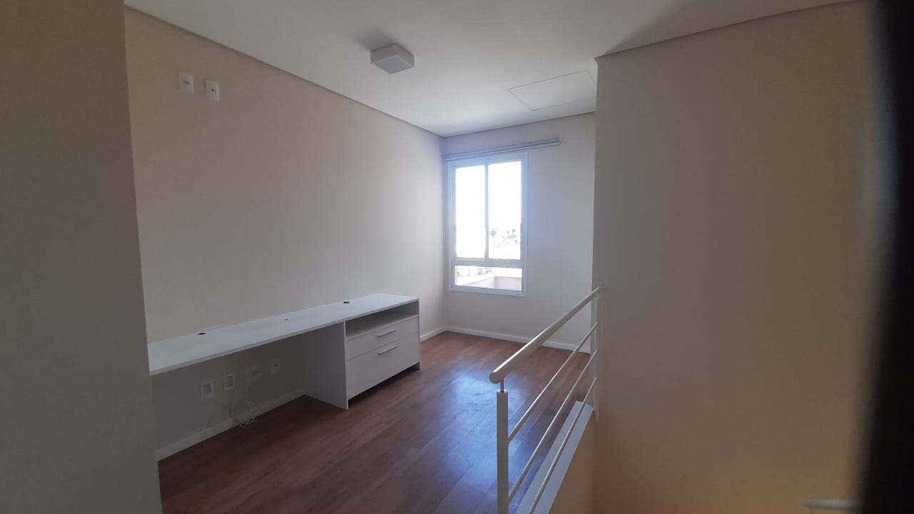Imagem Casa de Condomínio com 3 Quartos à Venda, 211 m²em Chácaras Silvania - Valinhos