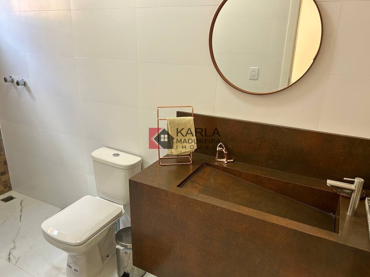 Imagem Casa de Condomínio com 4 Quartos à Venda, 183 m²em Estância das Petúnias - Lagoa Santa