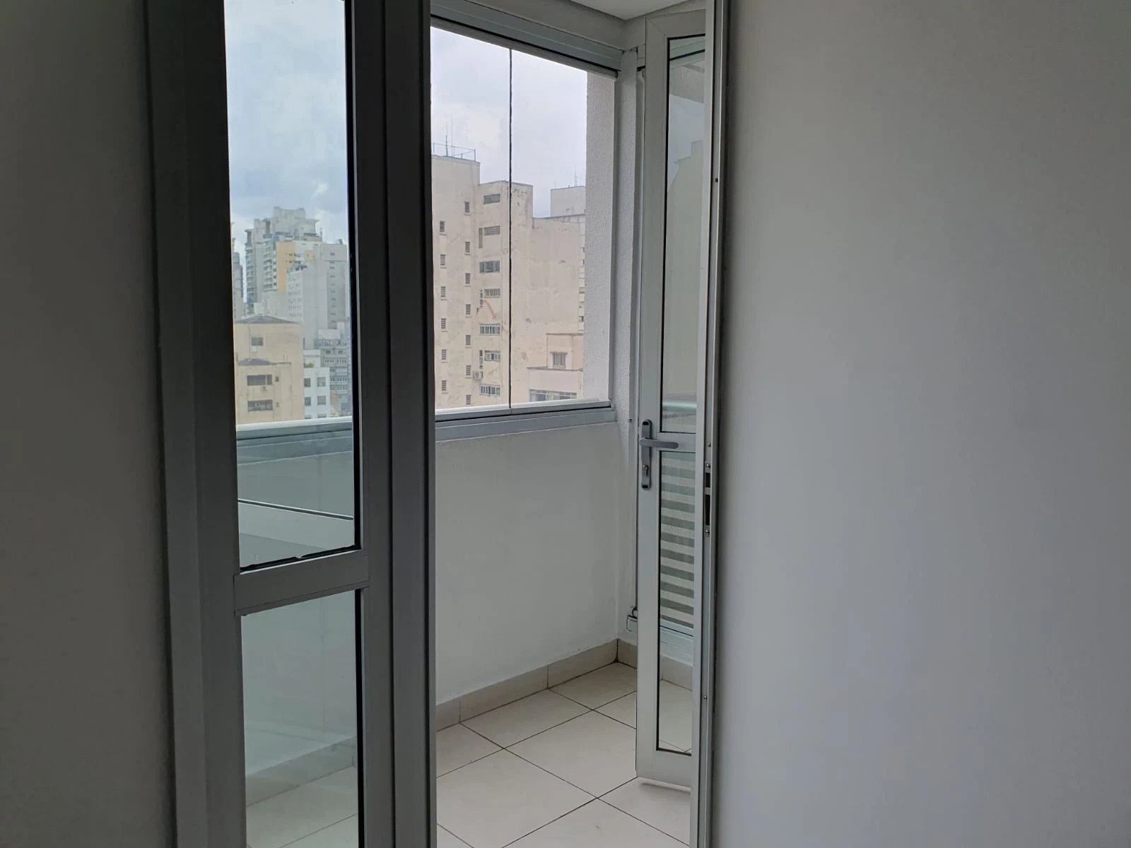 Imagem Sala Comercial à Venda, 39 m² em Cerqueira César - São Paulo Imagem Sala Comercial à Venda, 39 m² em Cerqueira César - São Paulo