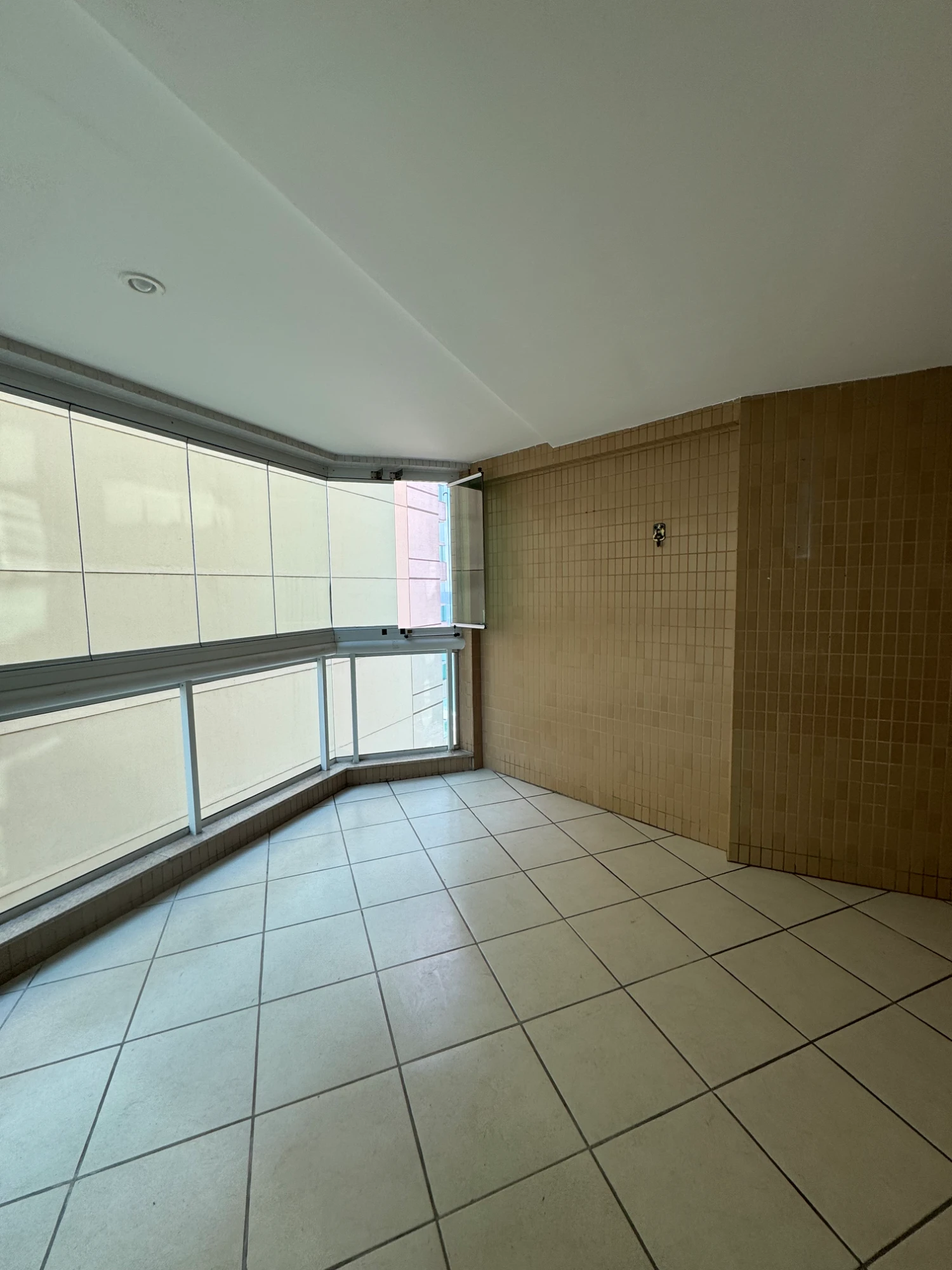 Imagem Apartamento com 4 Quartos à Venda, 161 m² em Praia de Itaparica - Vila Velha