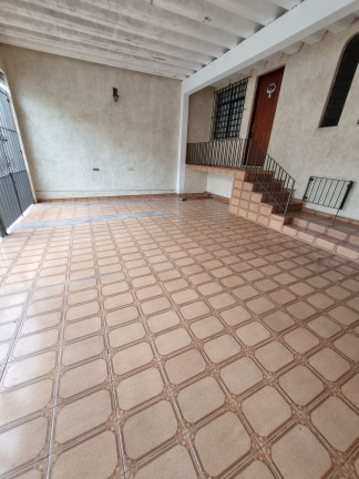 Imagem Sobrado com 5 Quartos à Venda,  em Cidade Antônio Estevão de Carvalho - São Paulo