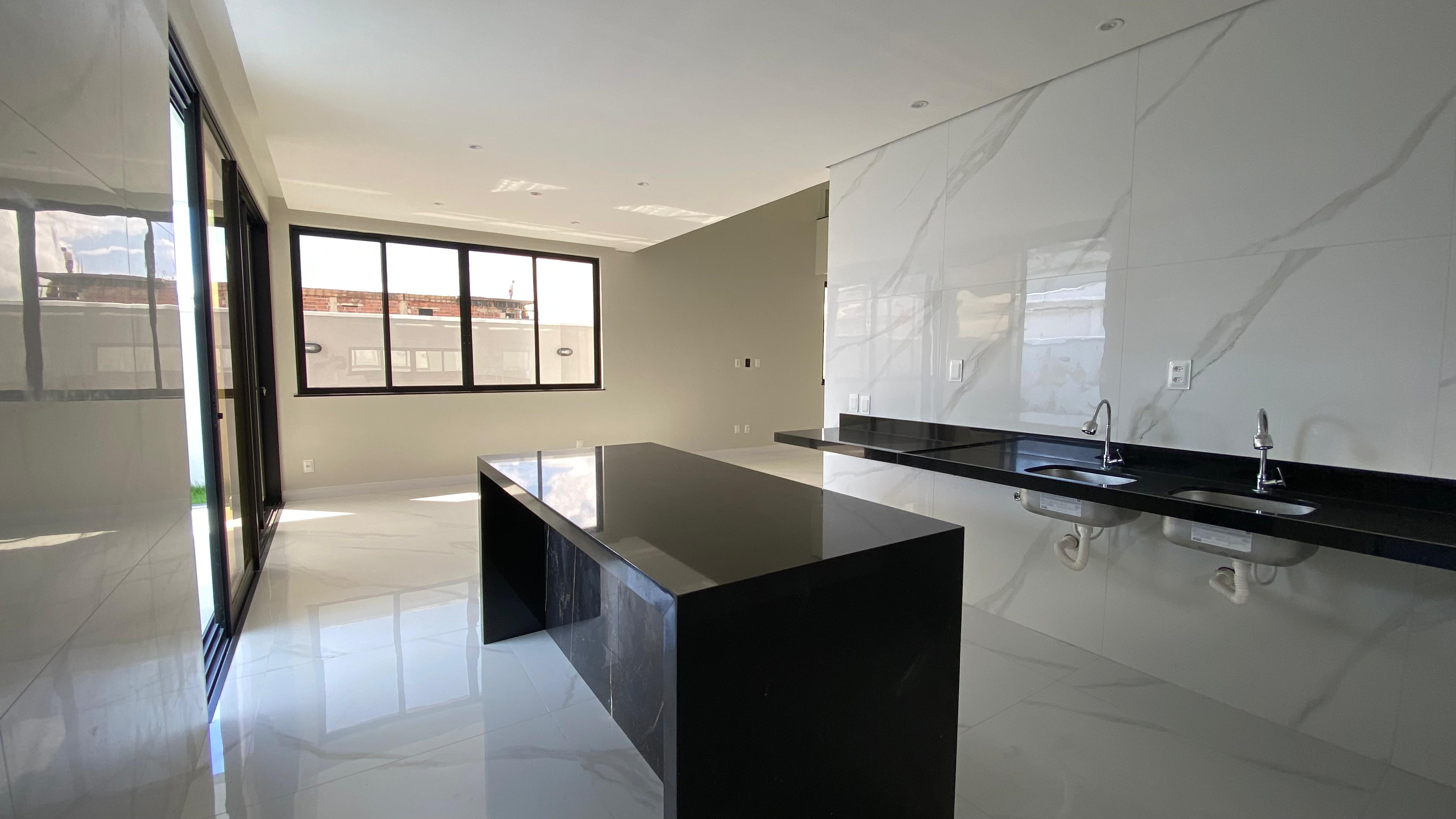 Imagem Casa de Condomínio com 4 Quartos à Venda, 241 m² em Cidade Alpha - Eusébio