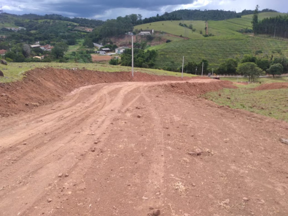 Terreno à Venda, 600 m² em Centro - Atibaia
