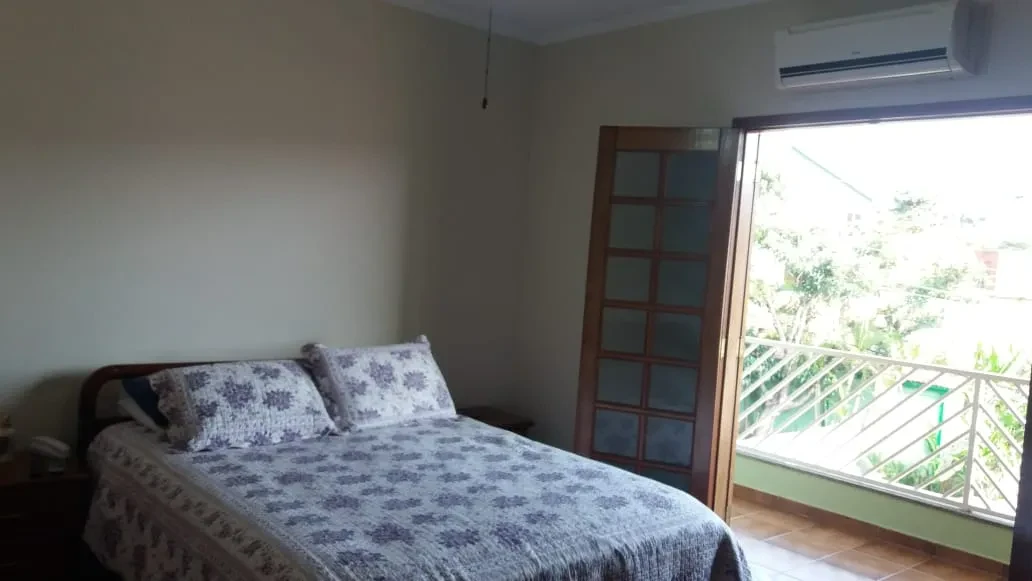 Imagem Casa com 3 Quartos à Venda, 310 m² em Adalgisa - Osasco