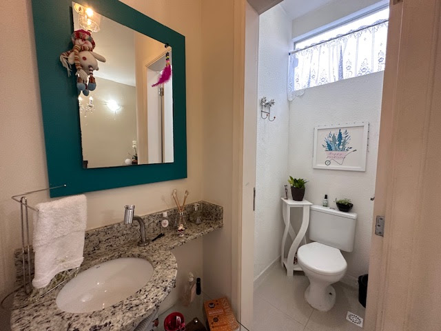Imagem Casa de Condomínio com 3 Quartos à Venda, 170 m²em Jardim Ermida I - Jundiaí