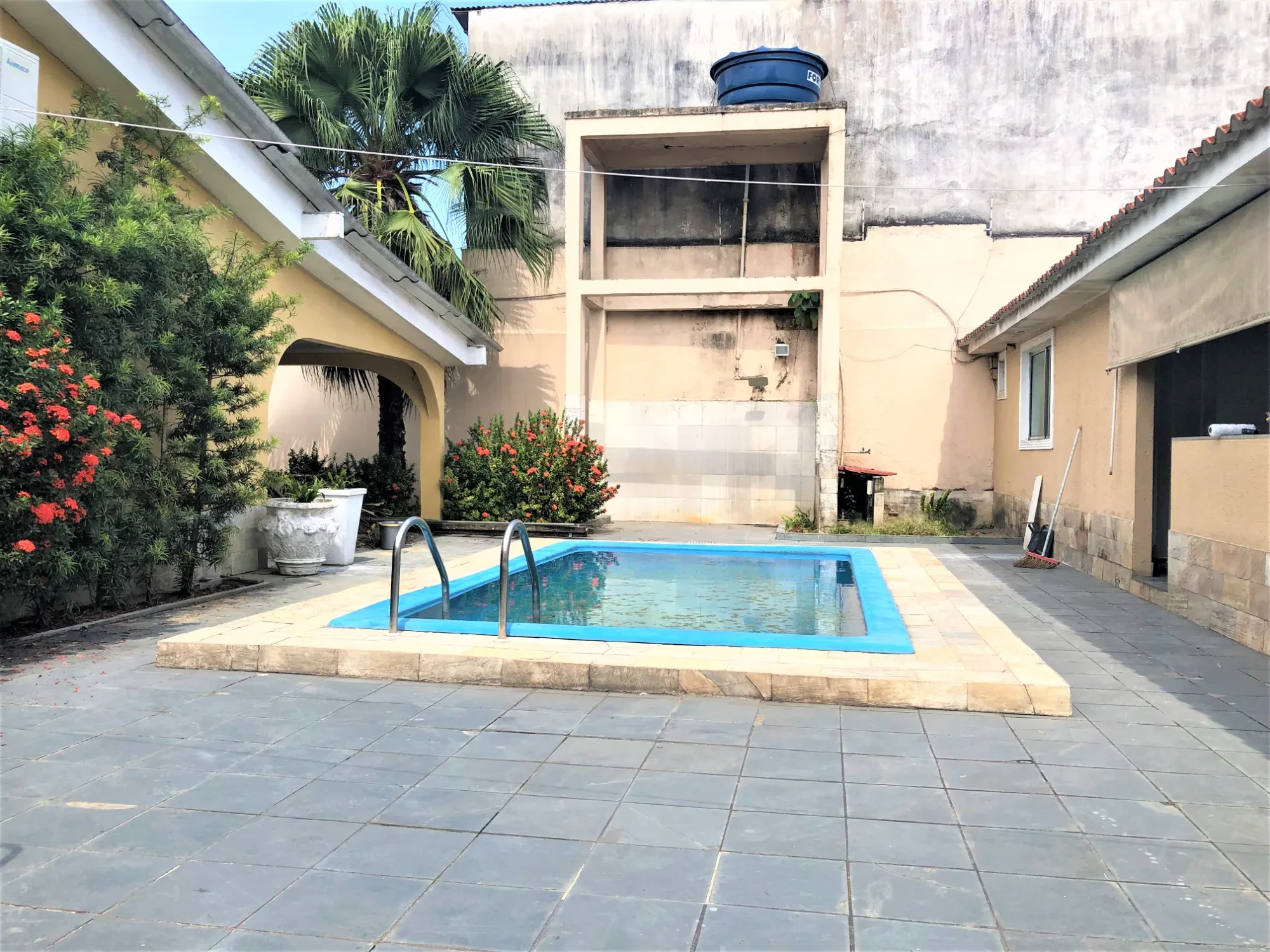 Imagem Casa com 5 Quartos para Alugar, 200 m² em Planalto - Manaus