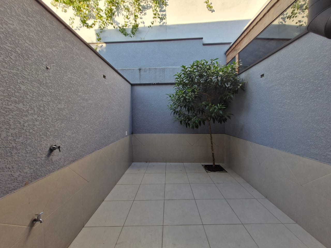 Imagem Sobrado com 3 Quartos à Venda, 189 m²em Parque São Domingos - São Paulo
